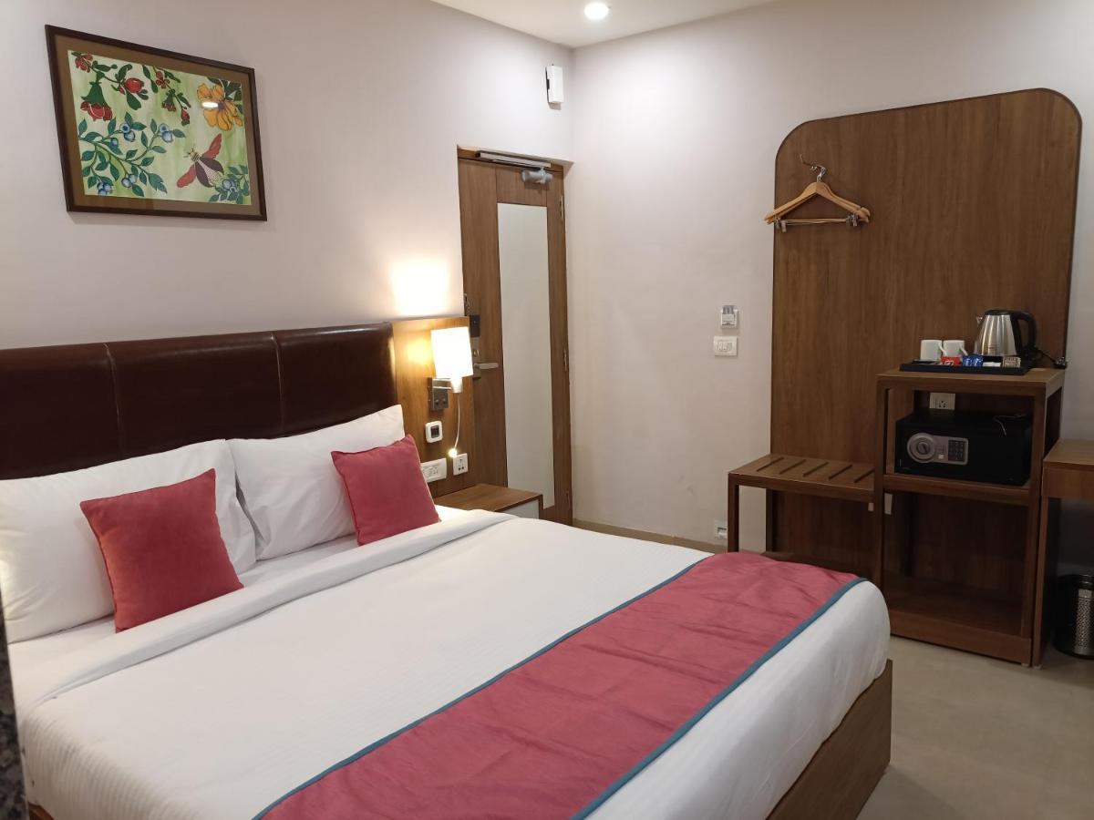 The Beacon Hotel Vadodara Eksteriør billede