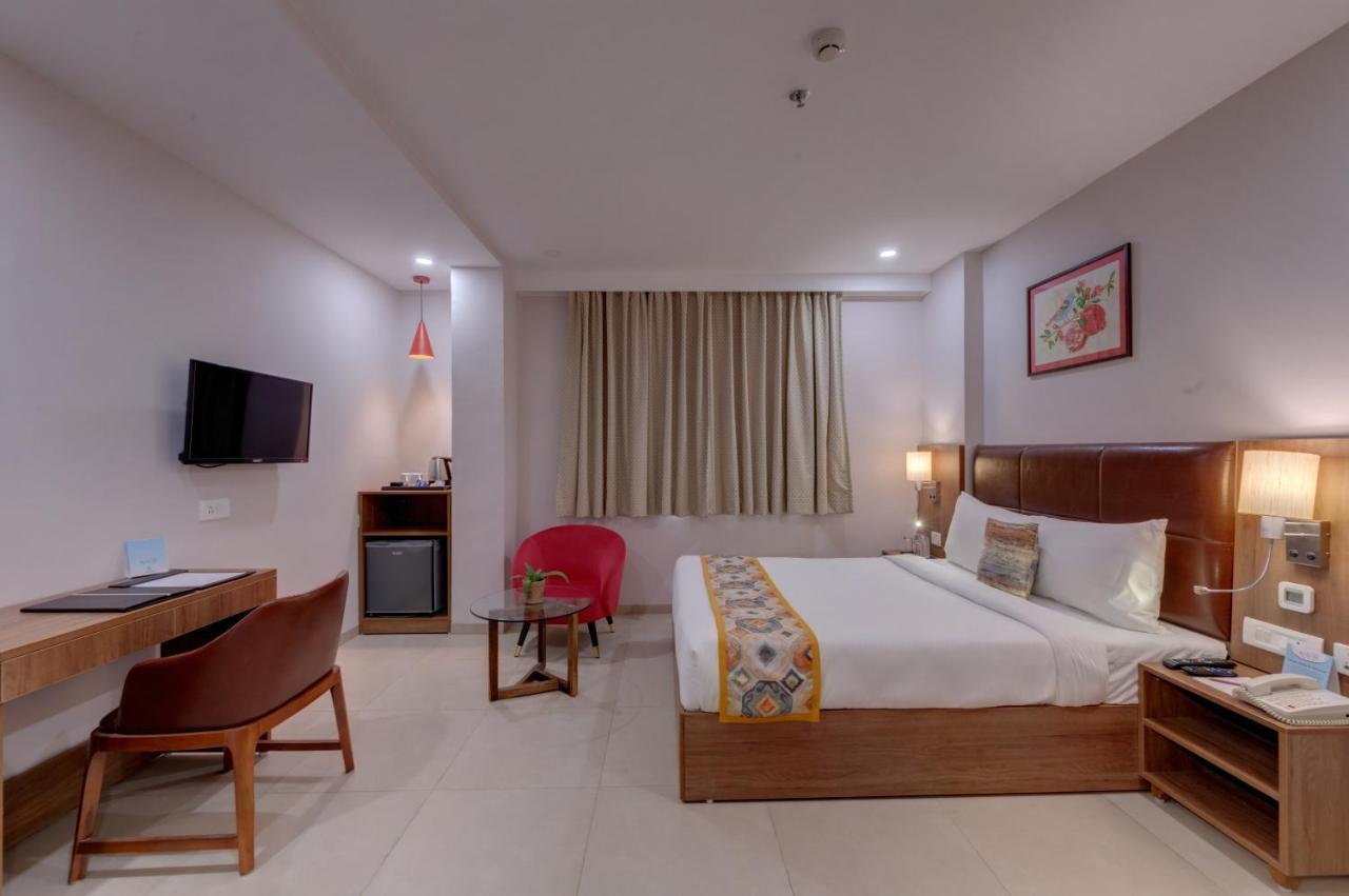 The Beacon Hotel Vadodara Eksteriør billede
